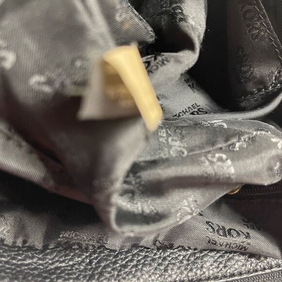 Michael Kors Black Pebbled Leather Zipper Pockets Chain Strap Hobo Shoulder Bag - Picture 10 of 14